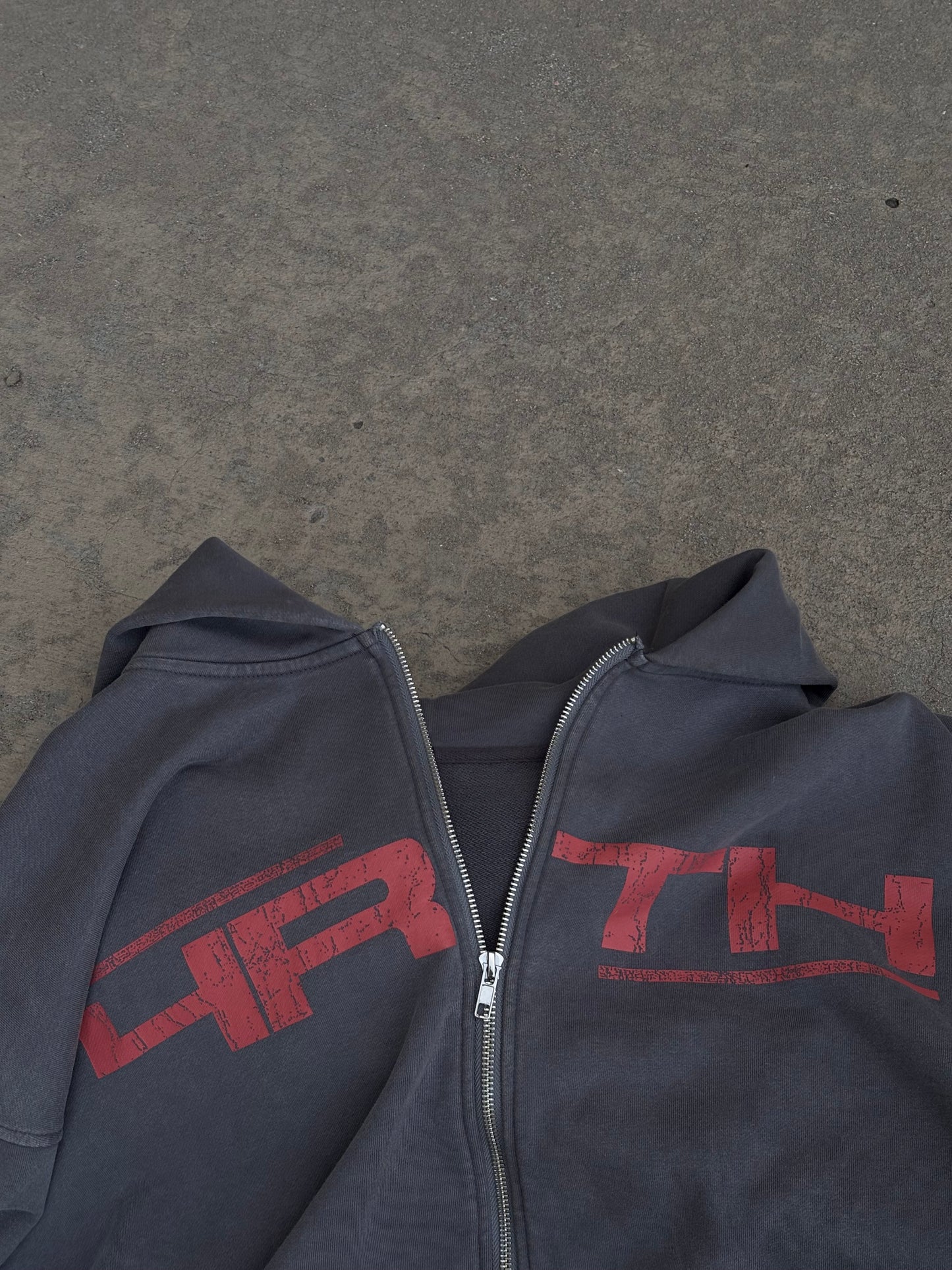 PHASE 001 ZIP HOODIE